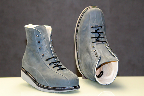 Beispiele für maßgefertigte Schuhe Beispiele für maßgefertigte Schuhe