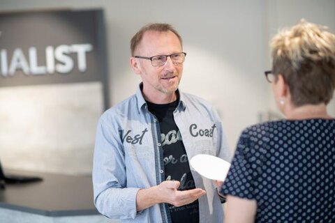 André Bornholdt beim Patientengespäch André Bornholdt beim Patientengespäch